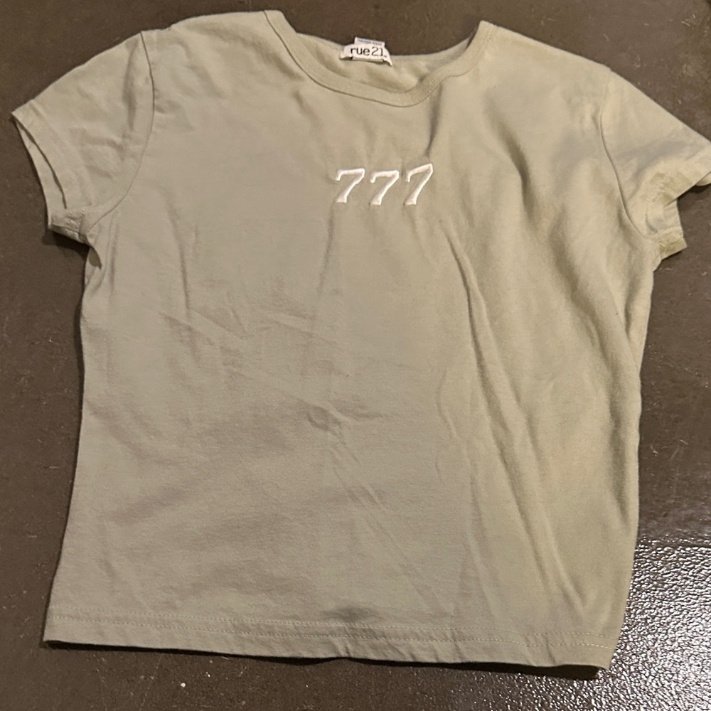 Rue21 Women's green Tee